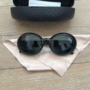Vintage 90’s!! Deadstock! Polaroid polarized sunglasses. Never worn!